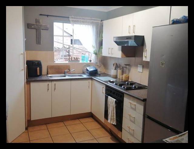 3 BEDROOM CLUSTER FOR SALE IN JANSEN PARK